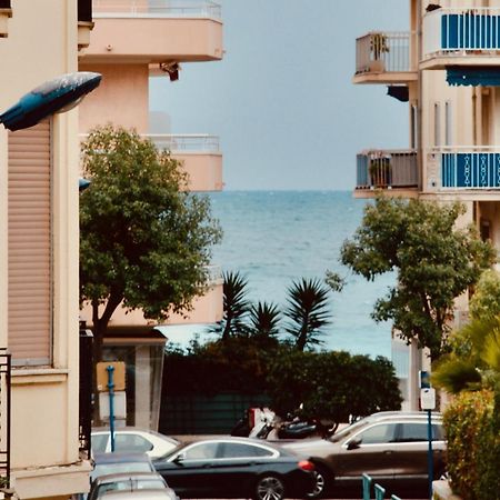 Appartement 2 Les Clematites Menton Bagian luar foto