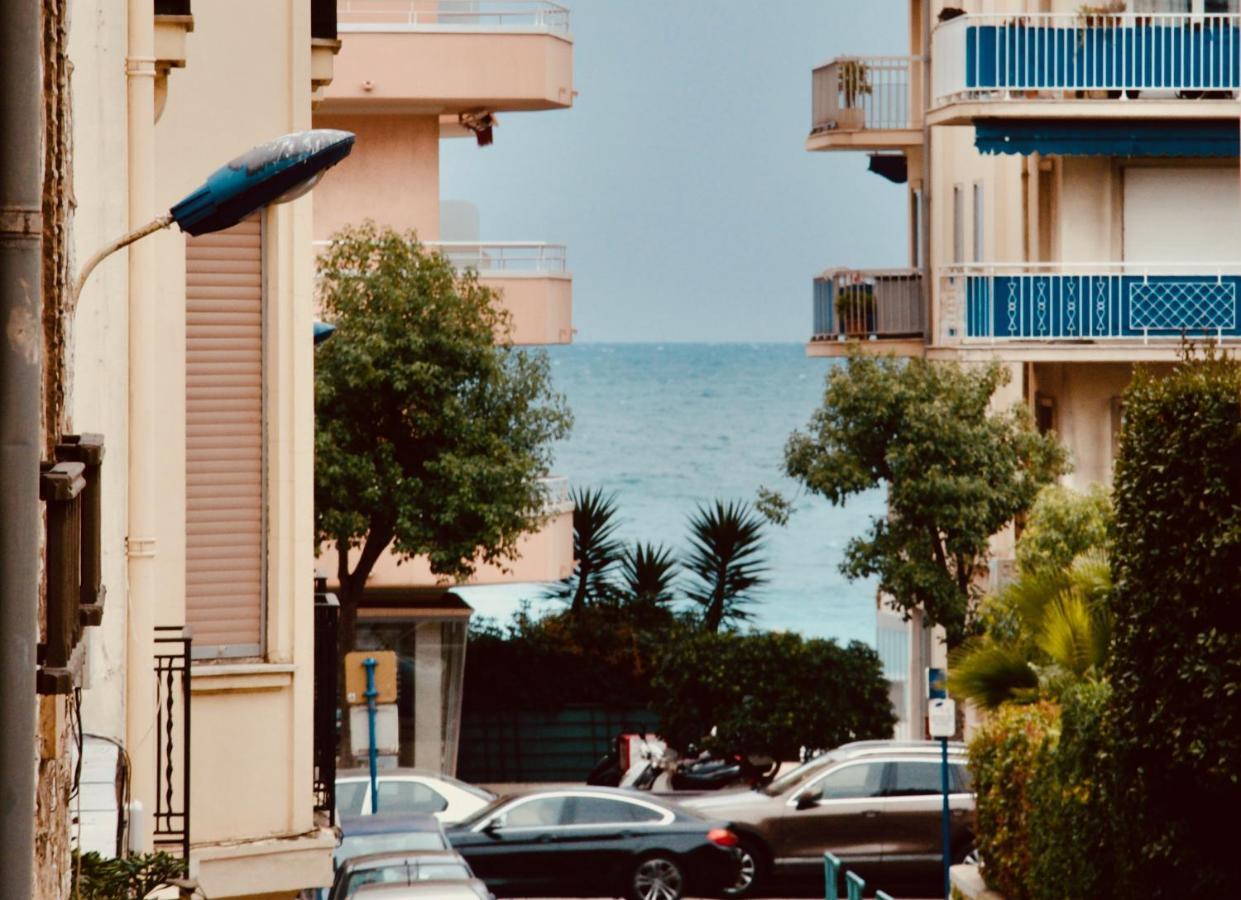 Appartement 2 Les Clematites Menton Bagian luar foto