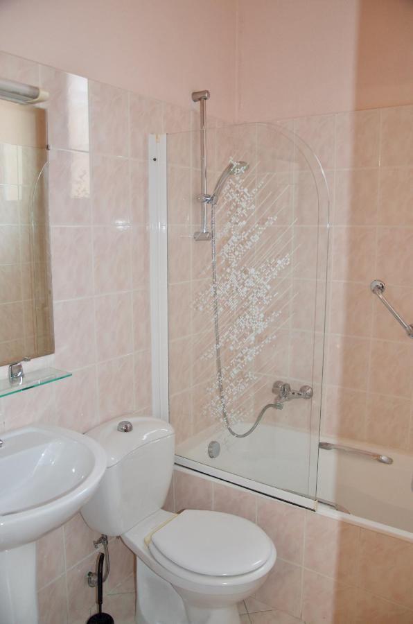 Appartement 2 Les Clematites Menton Bagian luar foto